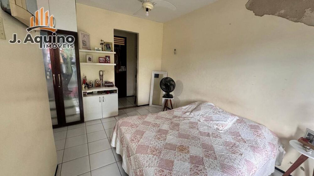 Casa à venda com 4 quartos, 198m² - Foto 3