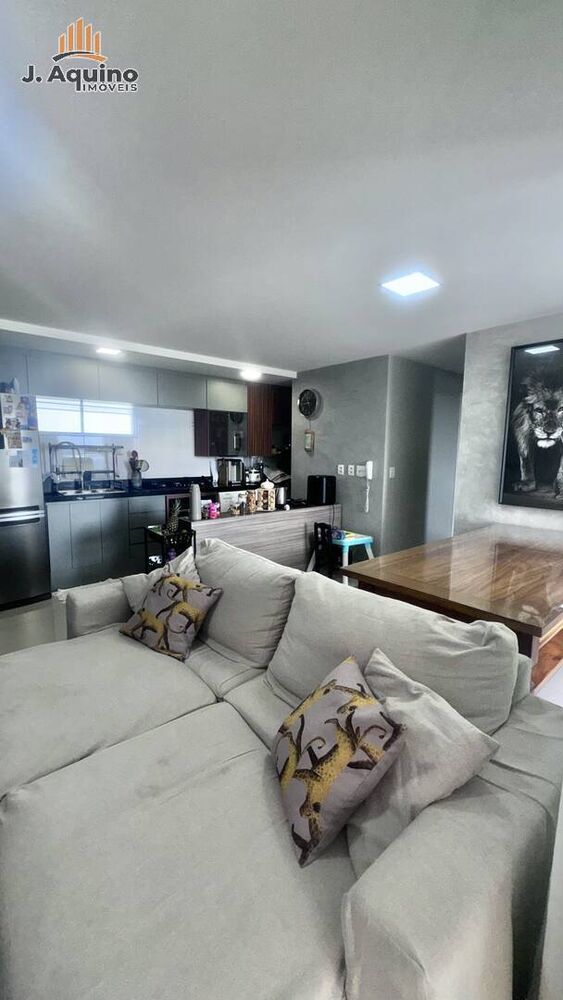 Apartamento à venda com 3 quartos, 80m² - Foto 3