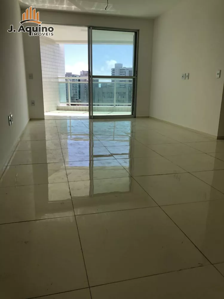 Apartamento à venda com 3 quartos, 106m² - Foto 3