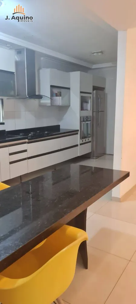 Casa, 4 quartos, 180 m² - Foto 8
