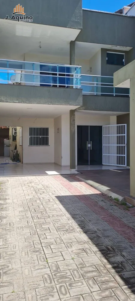 Casa, 4 quartos, 180 m² - Foto 2