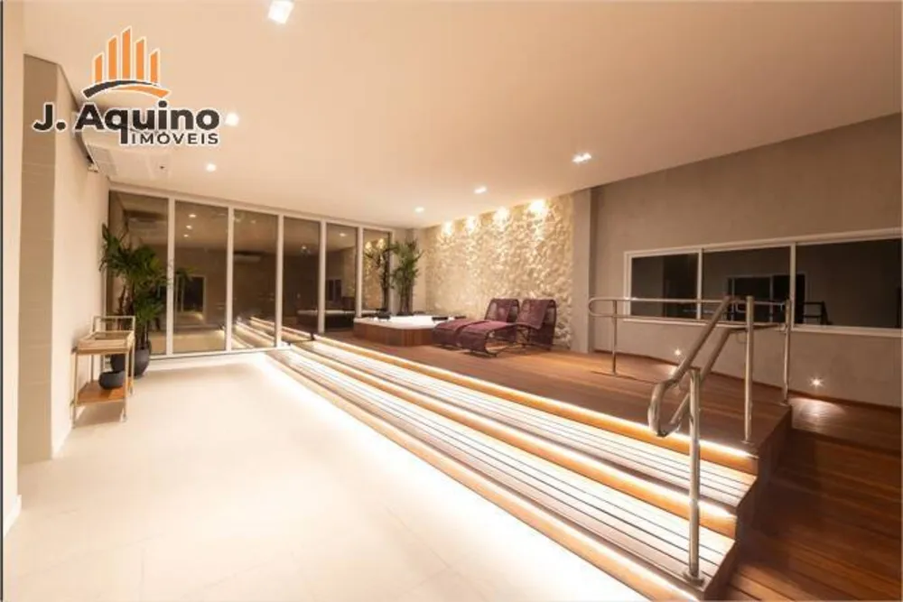 Apartamento, 4 quartos, 218224 m² - Foto 1