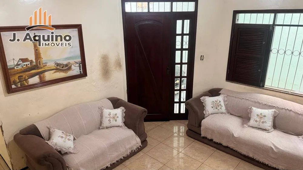 Casa, 4 quartos, 198 m² - Foto 2