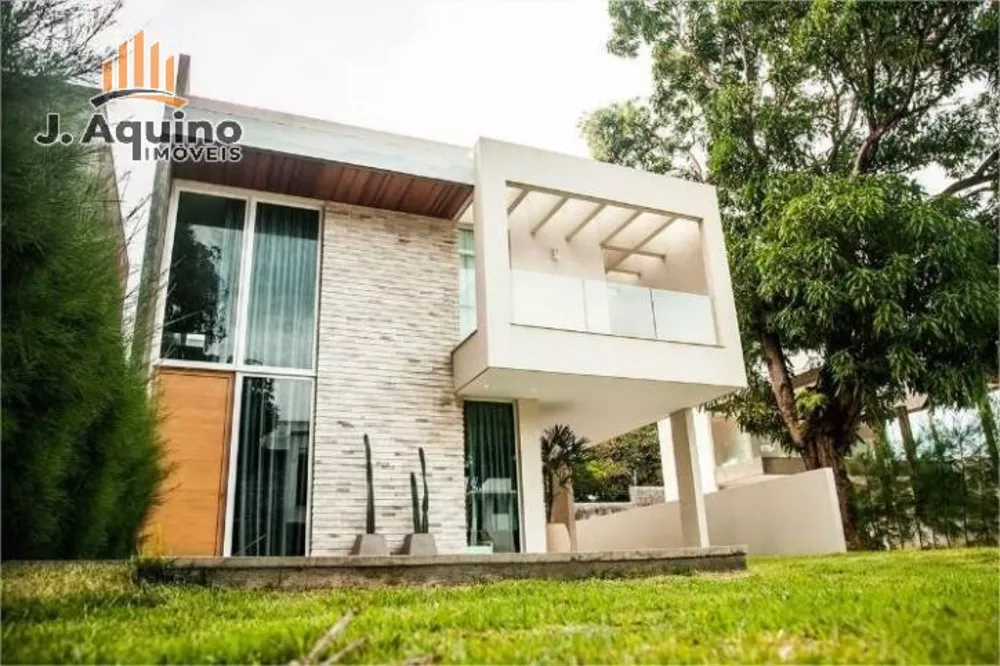 Casa de Condomínio à venda com 3 quartos, 237m² - Foto 2