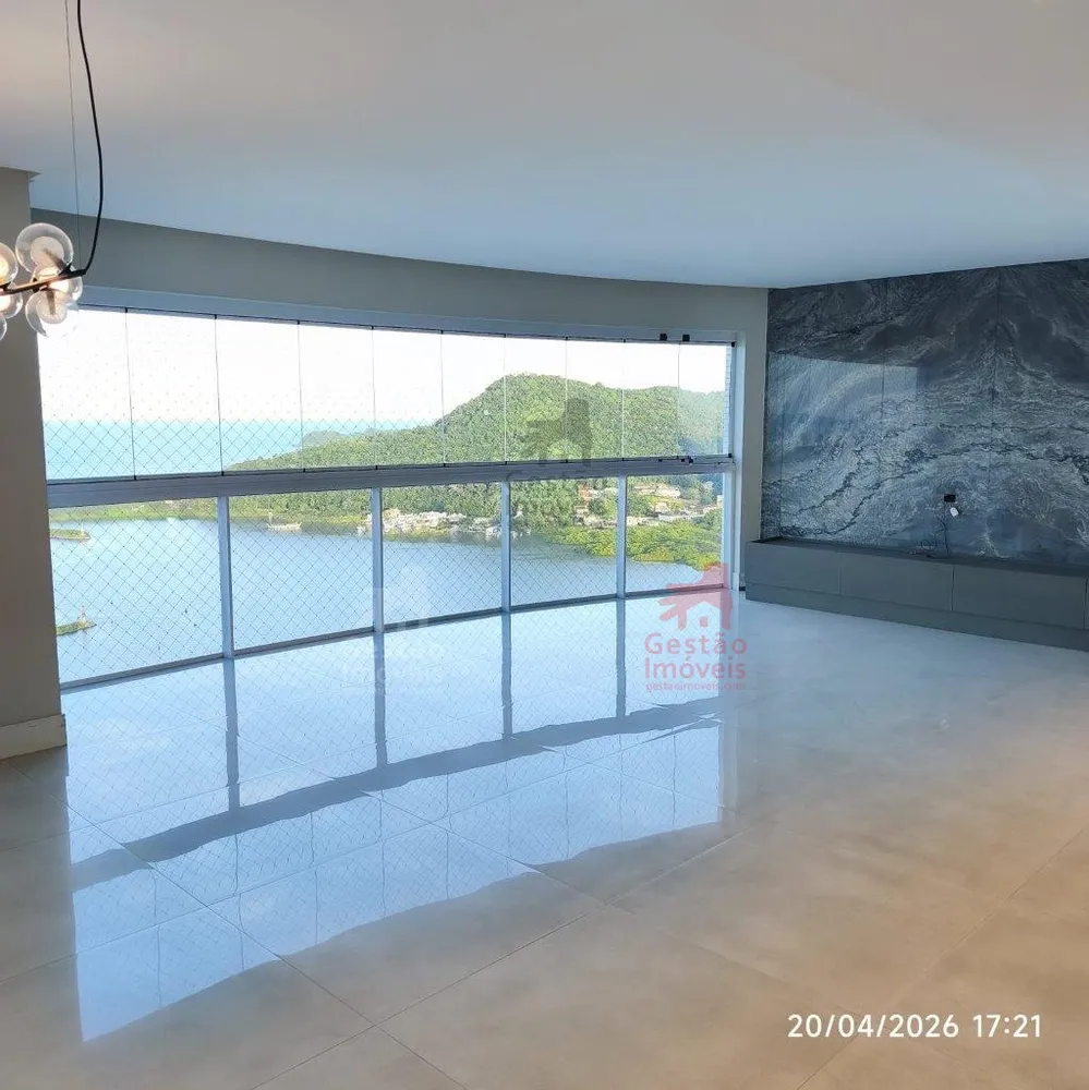 Apartamento, 3 quartos, 161 m² - Foto 1