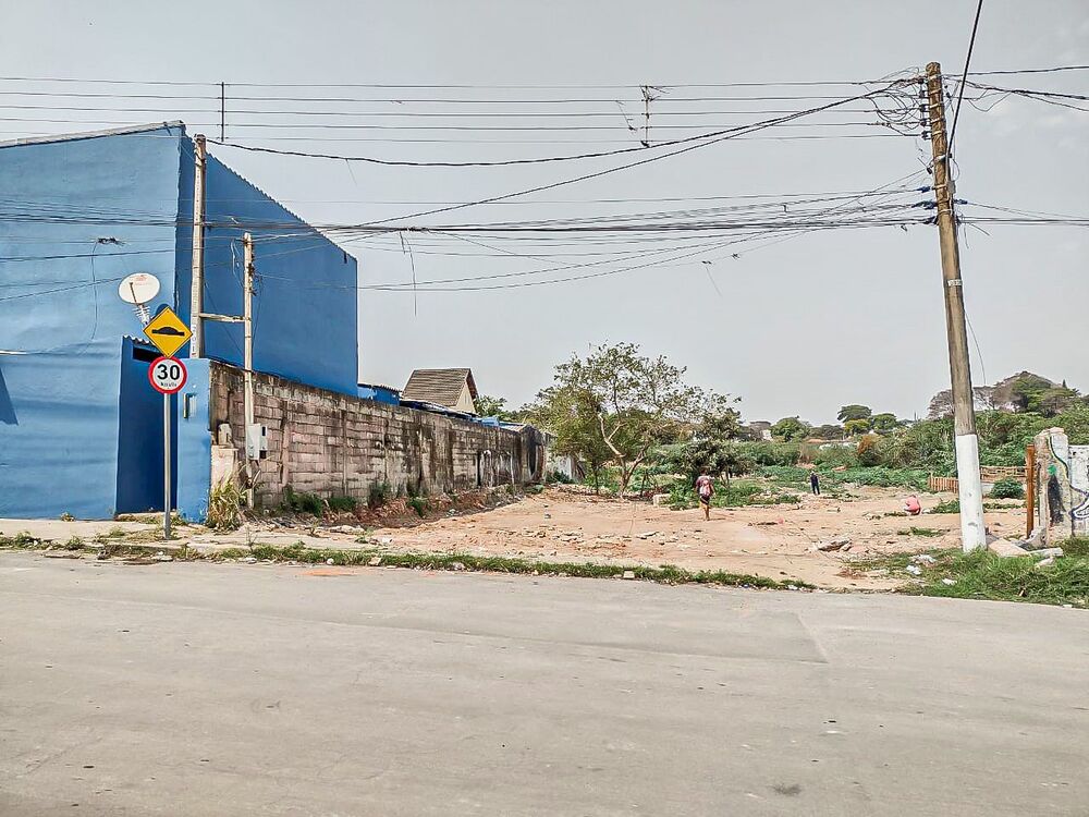 Loteamento e Condomínio, 368 m² - Foto 1