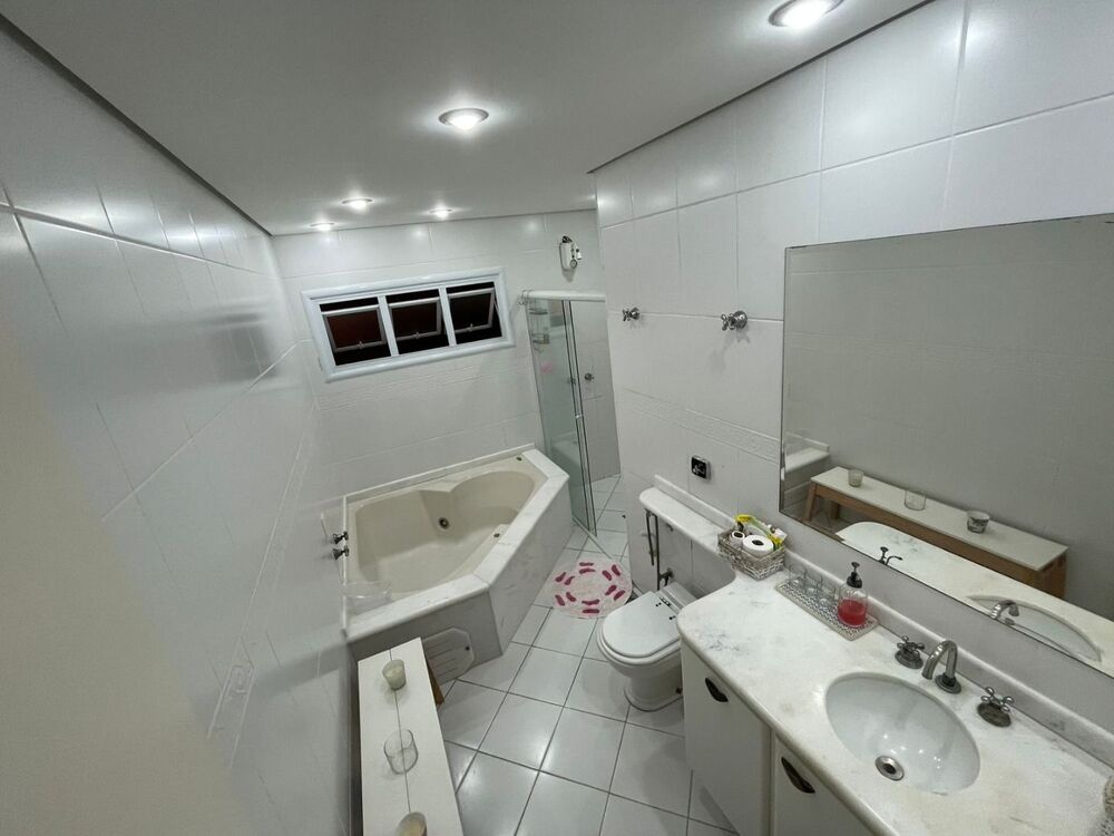 Casa, 5 quartos, 650 m² - Foto 1
