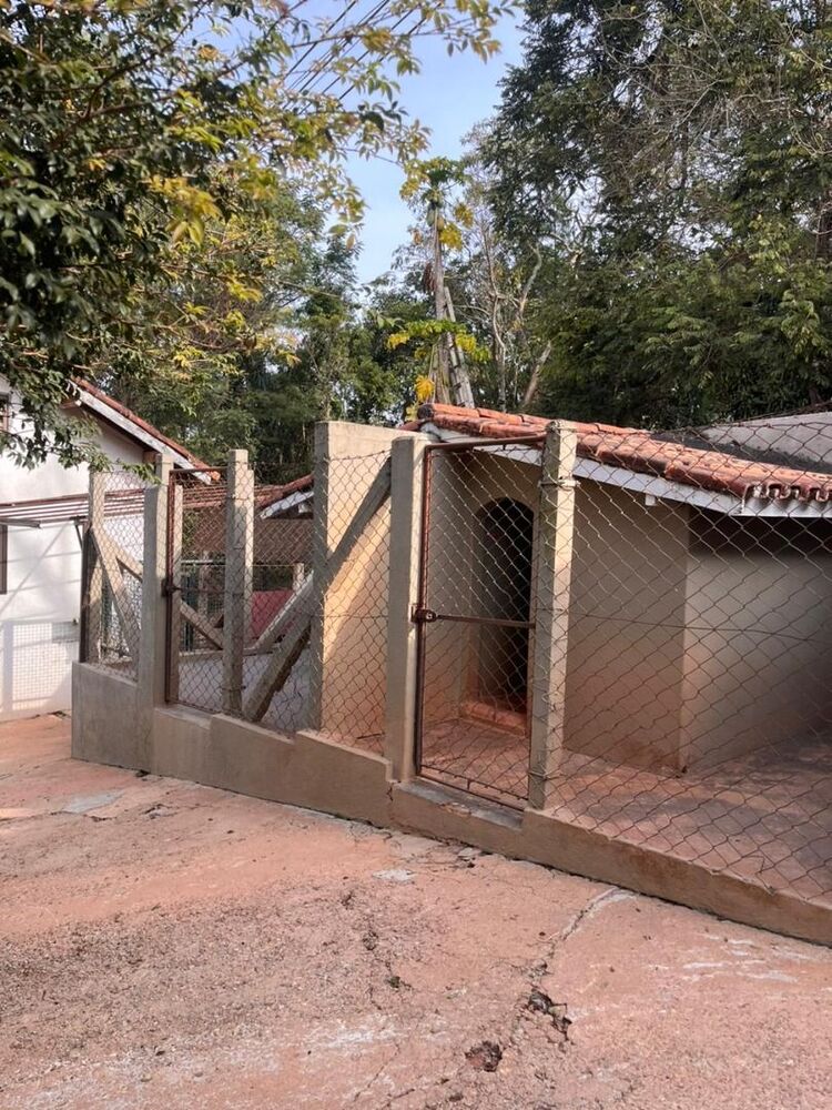 Chácara, 3 quartos, 3915 m² - Foto 1