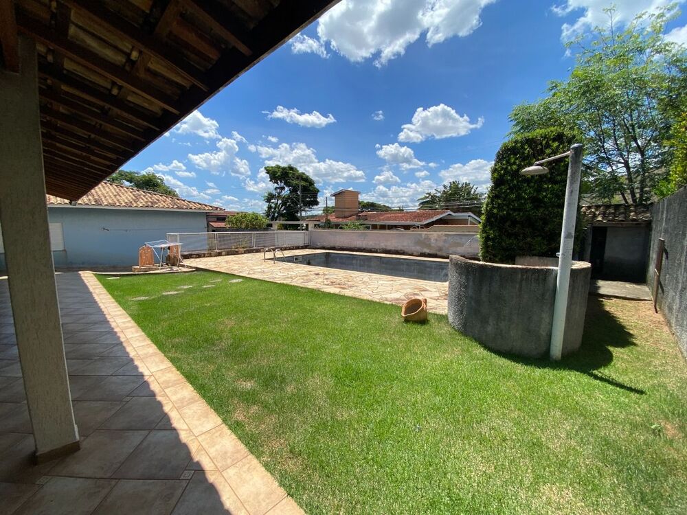 Casa, 6 quartos, 340 m² - Foto 1