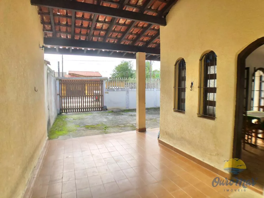 Casa à venda com 3 quartos, 380m² - Foto 8