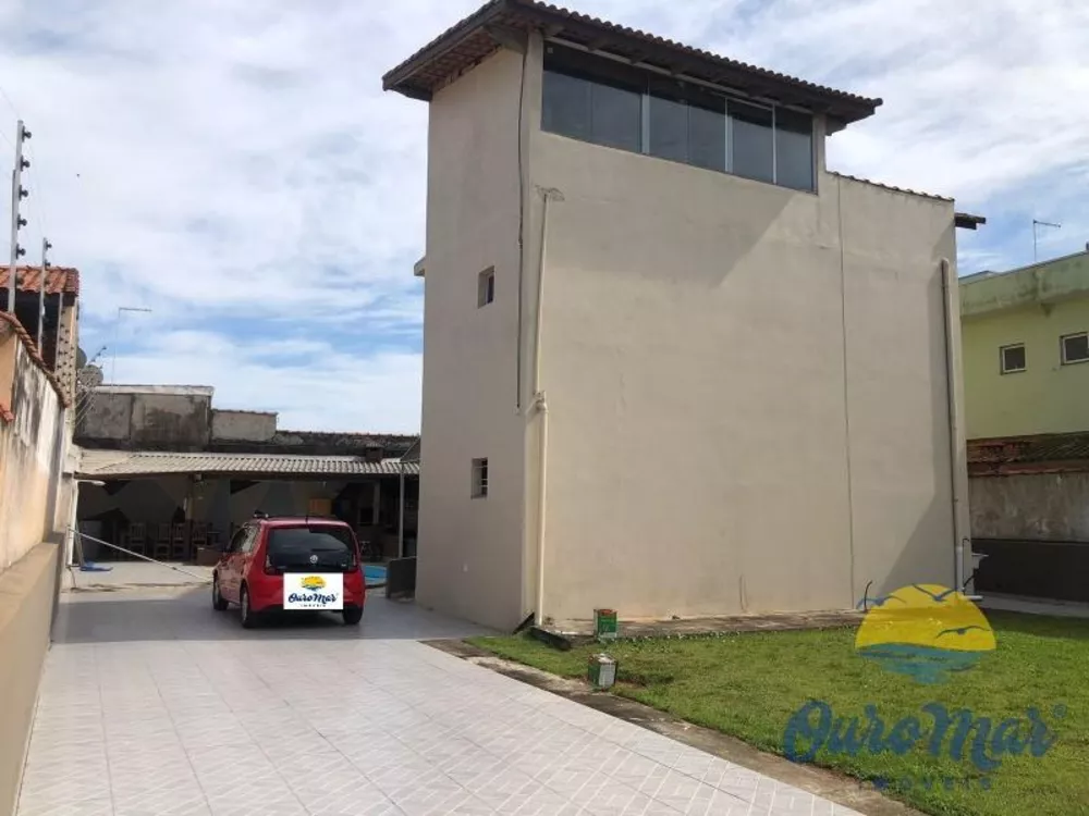 Casa à venda com 3 quartos, 189m² - Foto 2