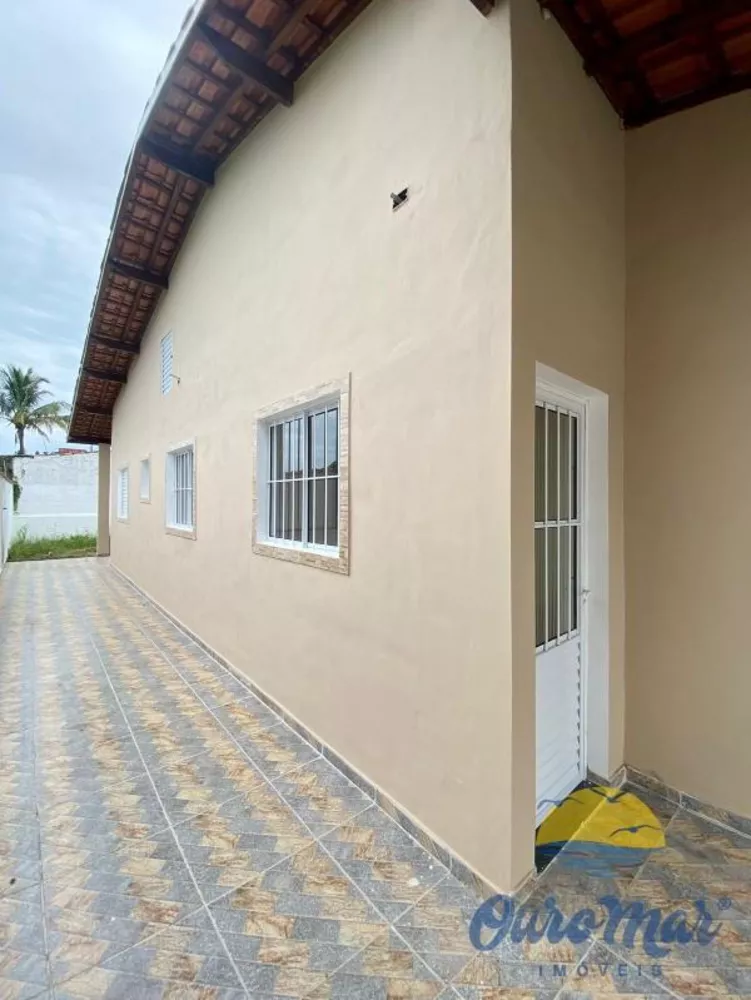 Casa à venda com 2 quartos, 70m² - Foto 8