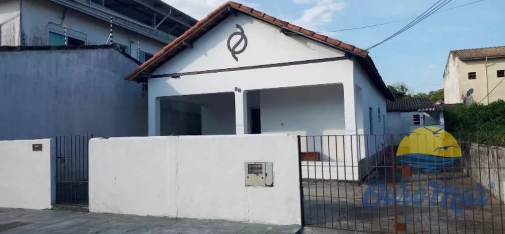 Casa à venda com 4 quartos, 83m² - Foto 3