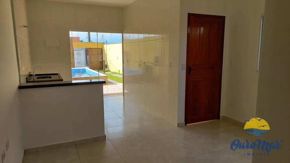 Casa à venda com 2 quartos, 74m² - Foto 8