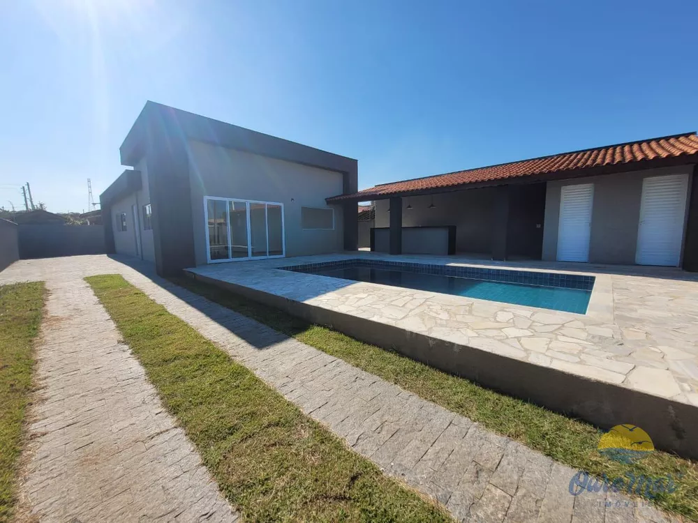 Casa à venda com 2 quartos, 144m² - Foto 1