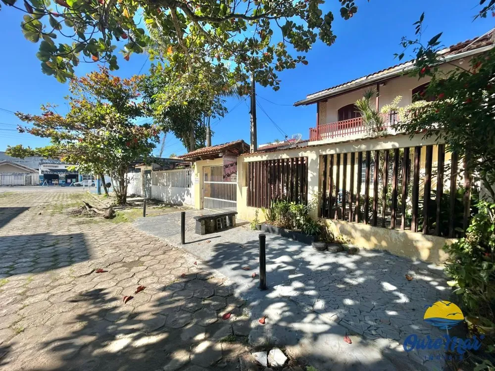 Sobrado, 4 quartos, 228 m² - Foto 1