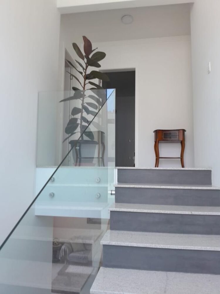 Casa de Condomínio à venda com 4 quartos, 288m² - Foto 5