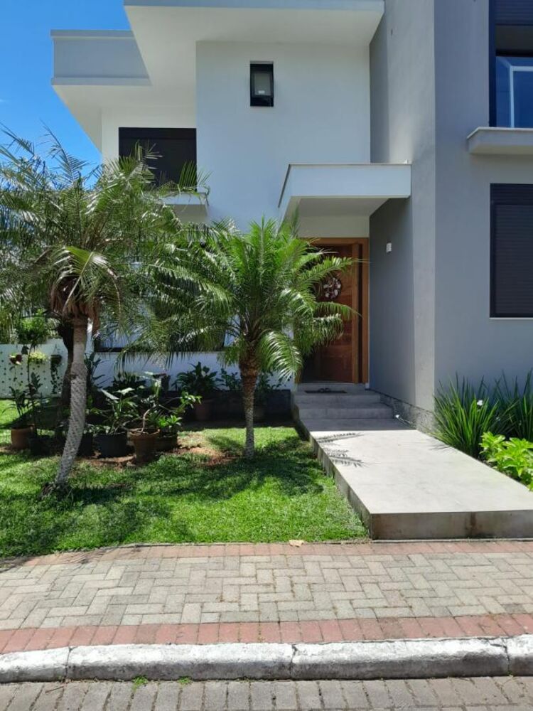Casa de Condomínio à venda com 4 quartos, 288m² - Foto 1