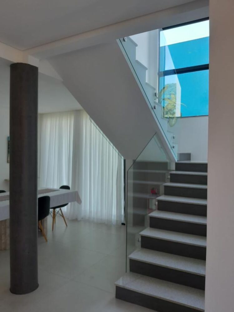 Casa de Condomínio à venda com 4 quartos, 288m² - Foto 14