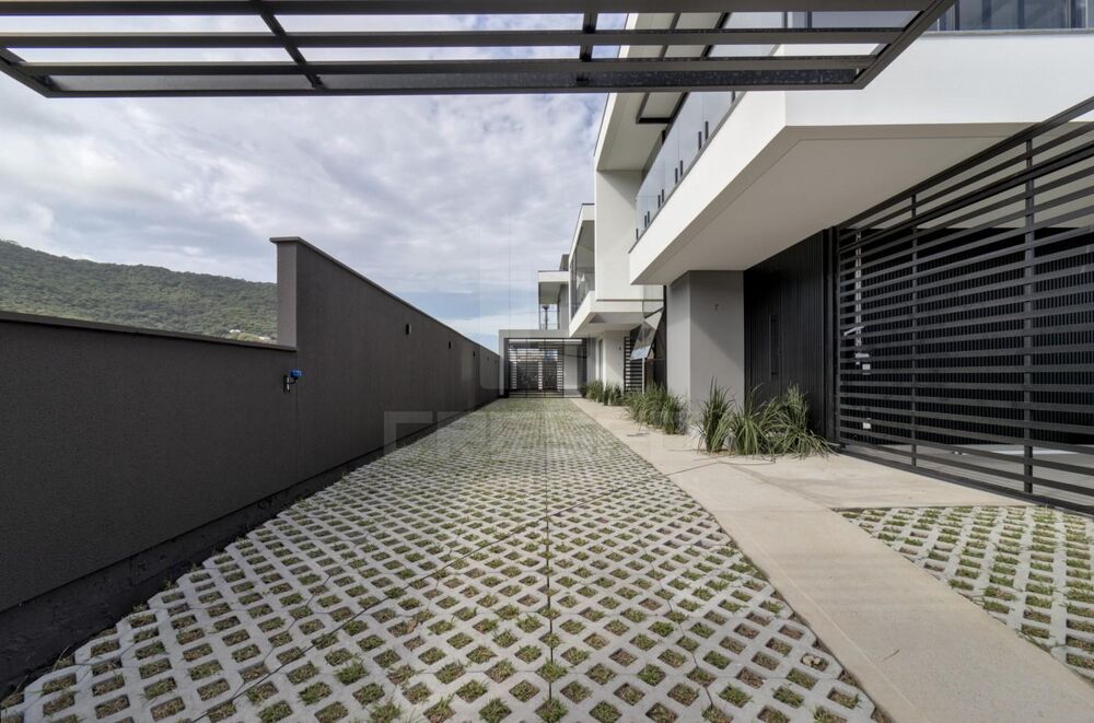 Casa de Condomínio à venda com 3 quartos, 200m² - Foto 42