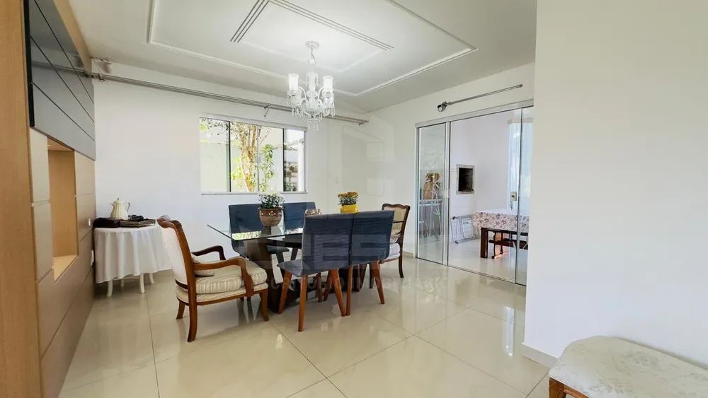 Casa, 4 quartos, 350 m² - Foto 9