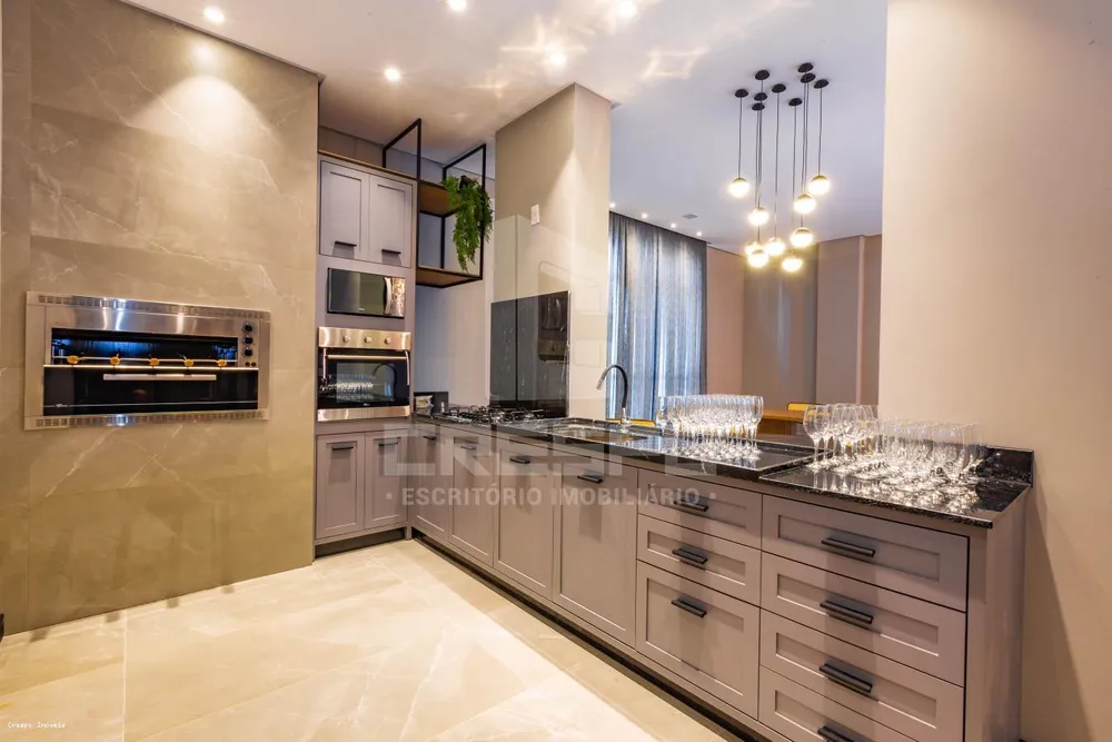 Apartamento, 3 quartos, 130 m² - Foto 2