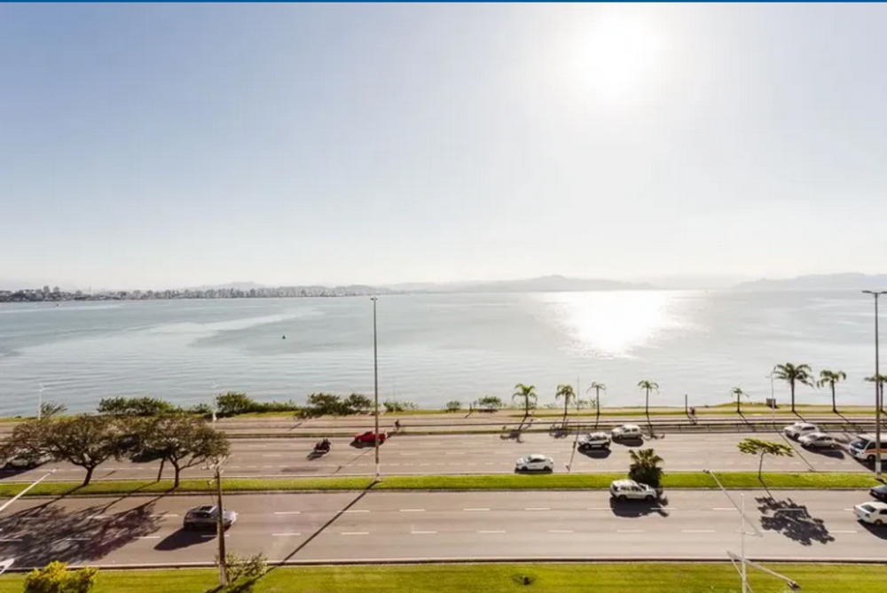 Apartamento à venda com 3 quartos, 149m² - Foto 2