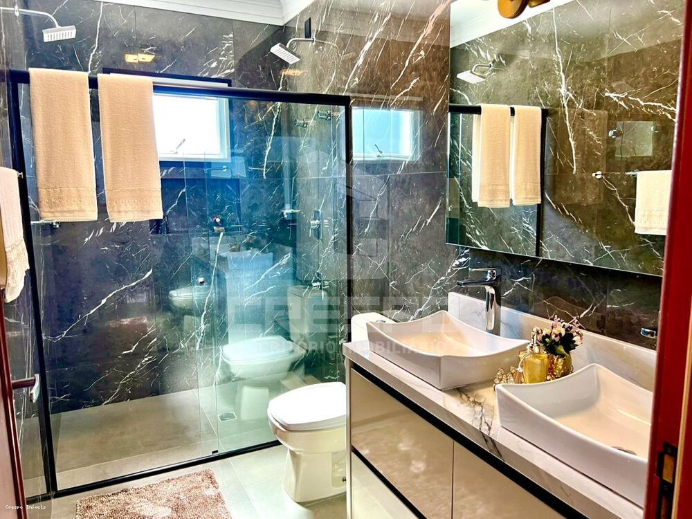 Casa, 3 quartos, 251 m² - Foto 10