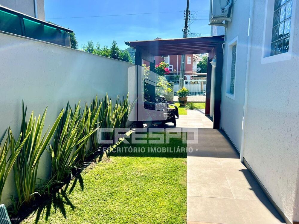 Casa, 3 quartos, 251 m² - Foto 3