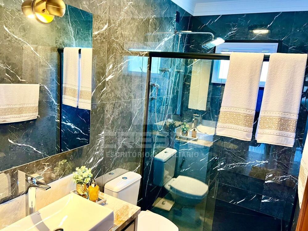 Casa, 3 quartos, 251 m² - Foto 14