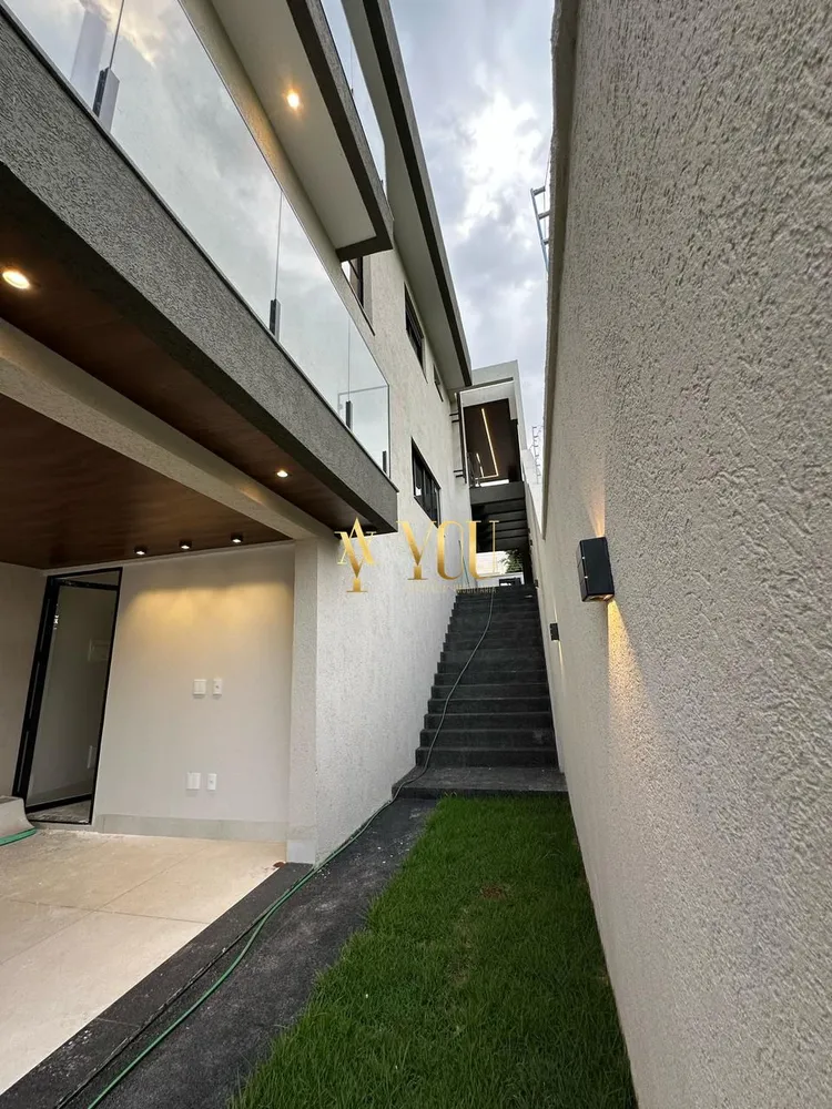 Sobrado, 3 quartos, 217 m² - Foto 2