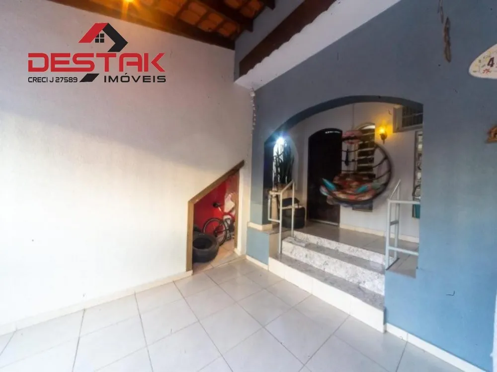 Sobrado, 3 quartos, 172 m² - Foto 1