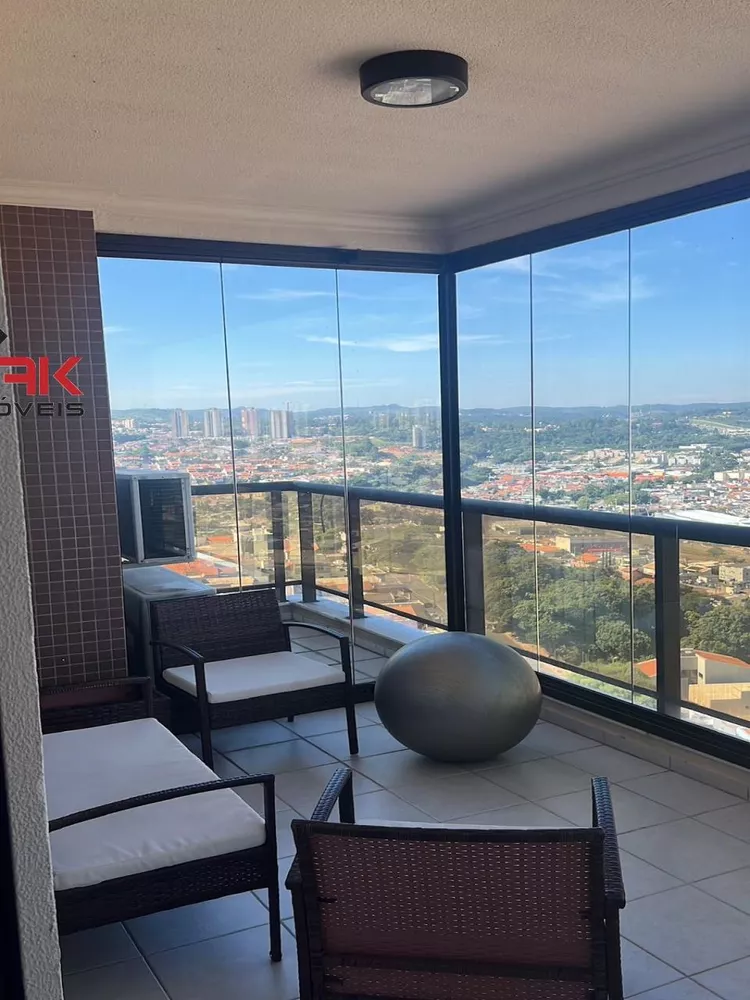 Apartamento à venda com 5 quartos, 243m² - Foto 1