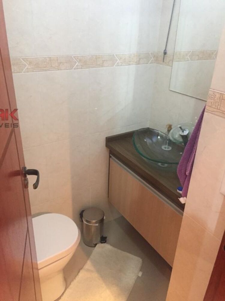 Casa, 3 quartos, 248 m² - Foto 1