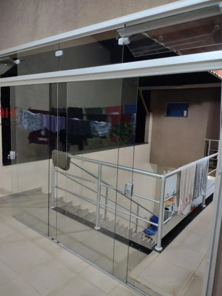 Casa, 3 quartos, 248 m² - Foto 1