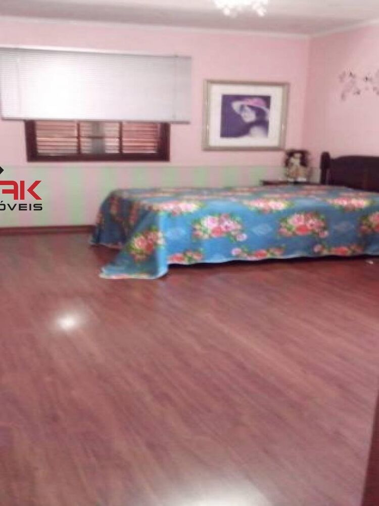 Casa de Condomínio à venda com 4 quartos, 326m² - Foto 1
