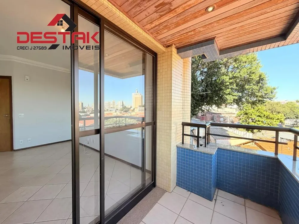 Apartamento, 3 quartos, 133 m² - Foto 2