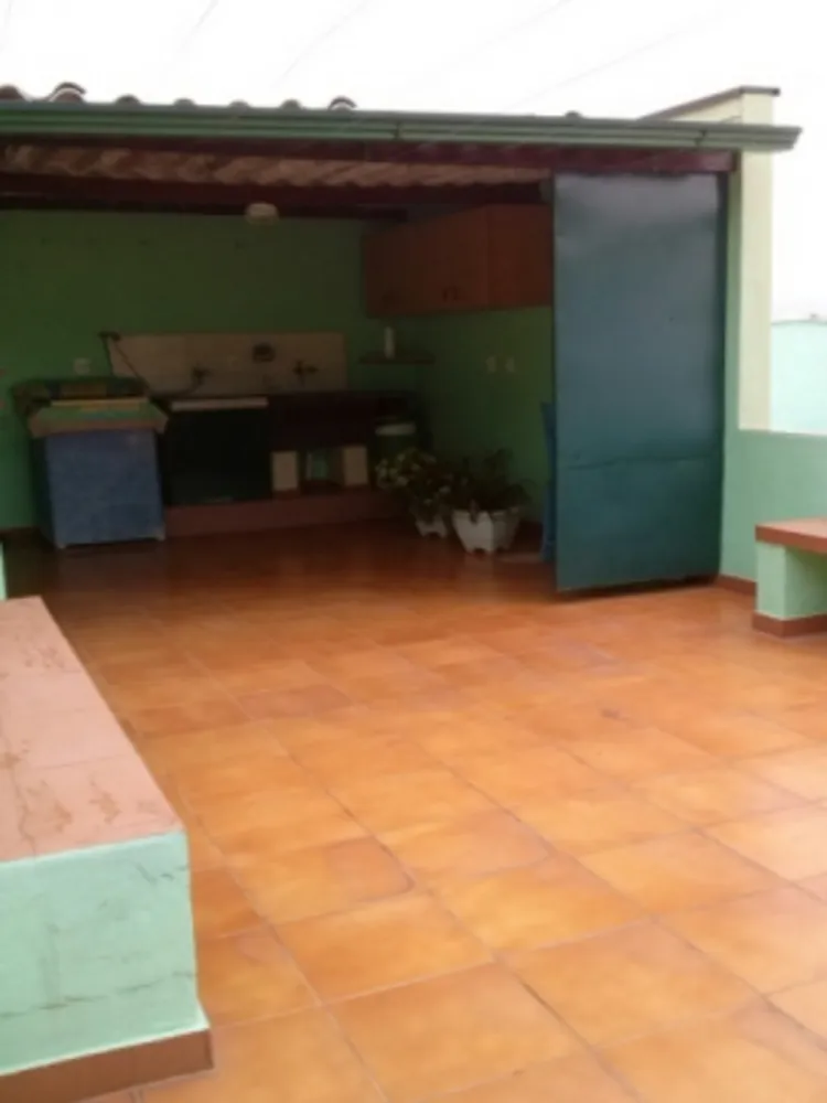 Casa, 3 quartos, 250 m² - Foto 11