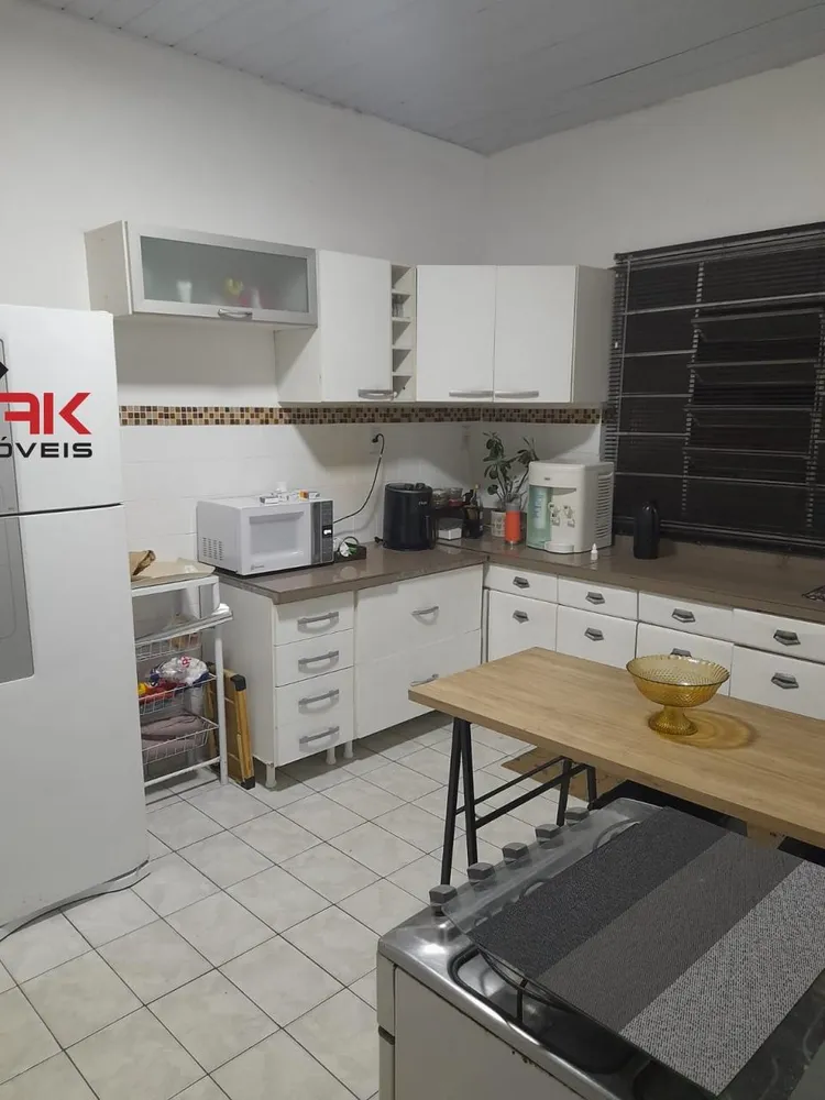Casa, 5 quartos, 215 m² - Foto 5