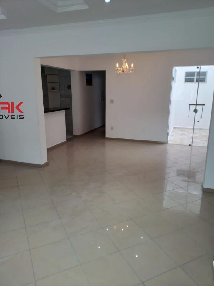 Casa, 4 quartos, 320 m² - Foto 2