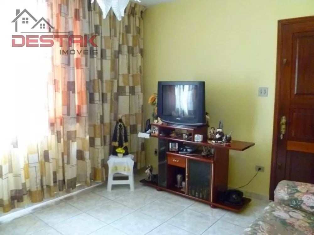 Casa, 3 quartos, 180 m² - Foto 1