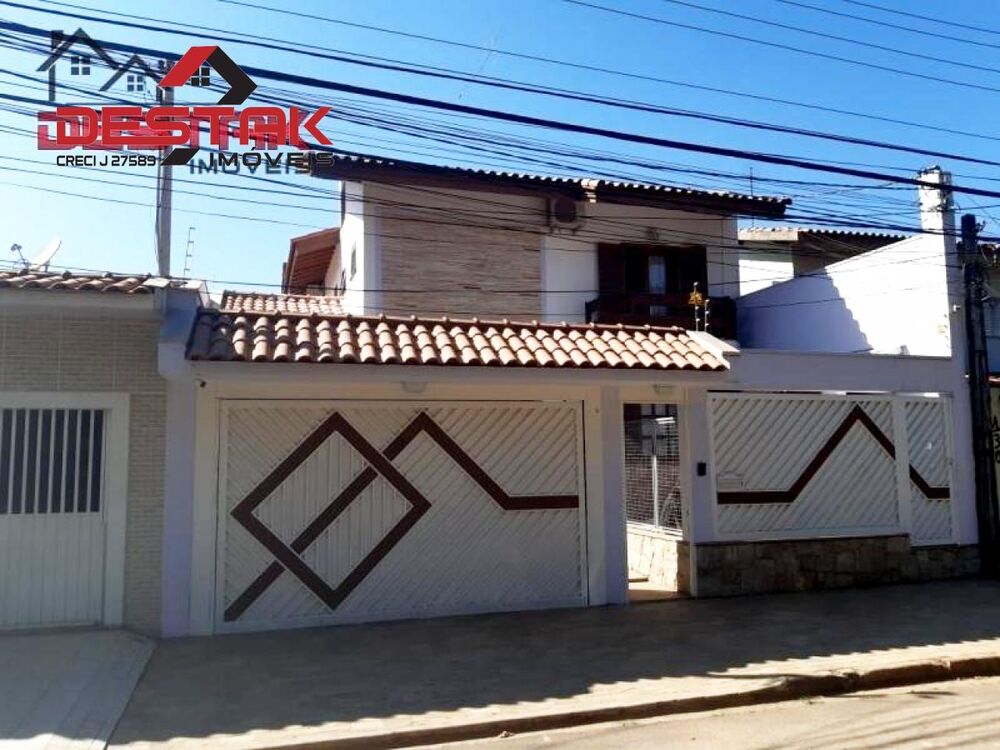 Casa, 3 quartos, 380 m² - Foto 1