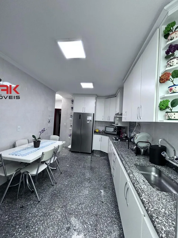 Casa, 3 quartos, 215 m² - Foto 4