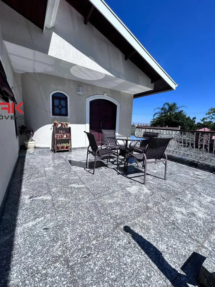 Casa, 3 quartos, 215 m² - Foto 8