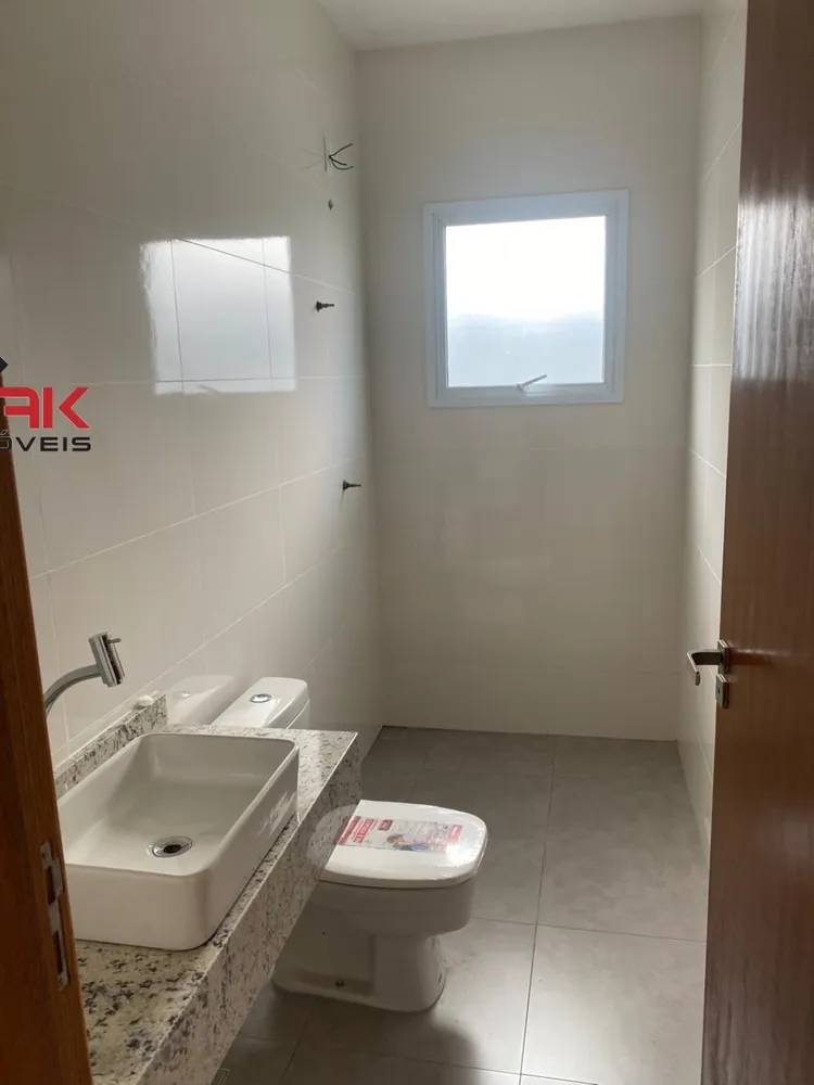 Casa, 3 quartos, 250 m² - Foto 8