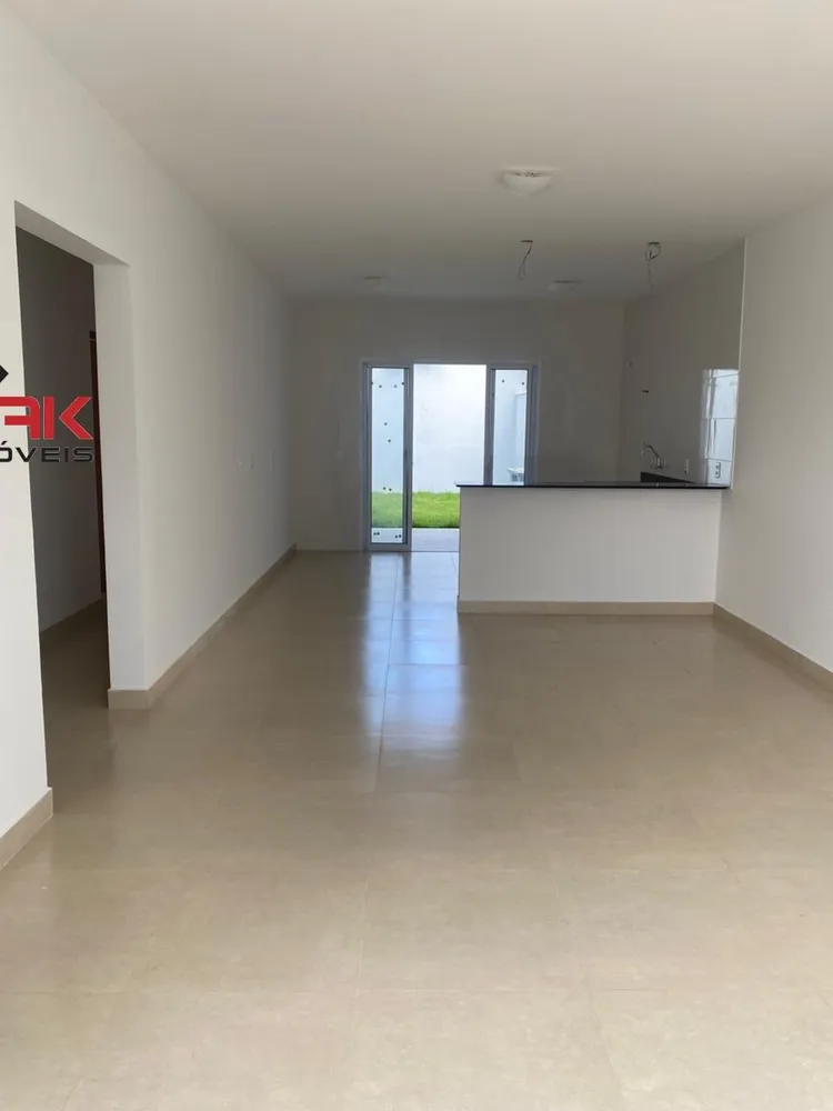 Casa, 3 quartos, 250 m² - Foto 2