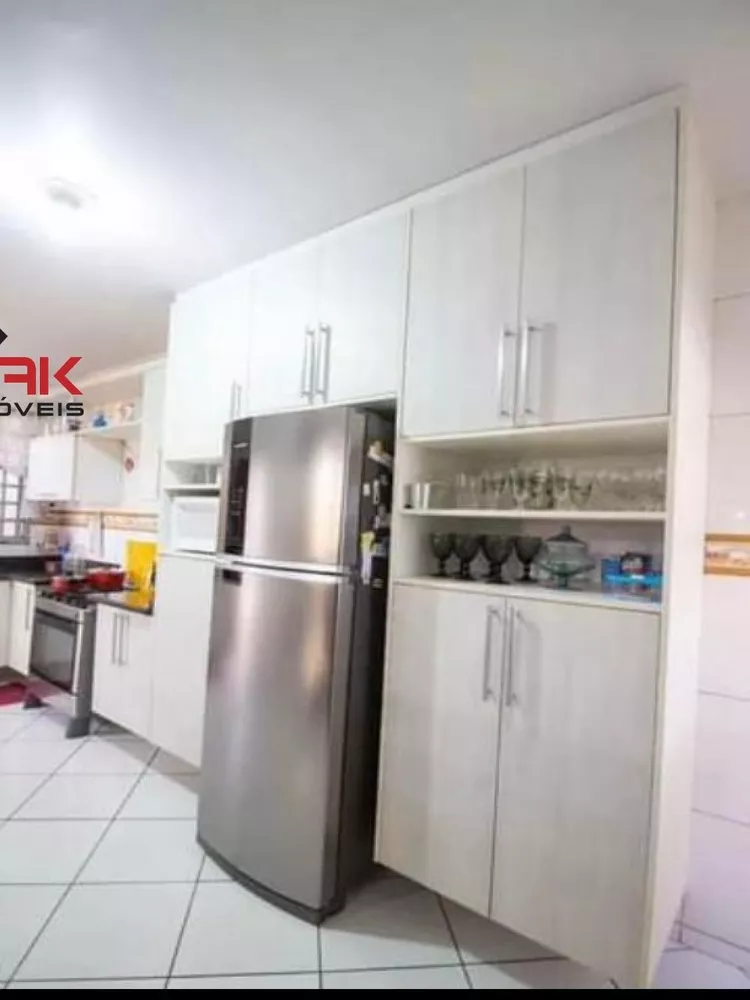 Casa, 3 quartos, 250 m² - Foto 8