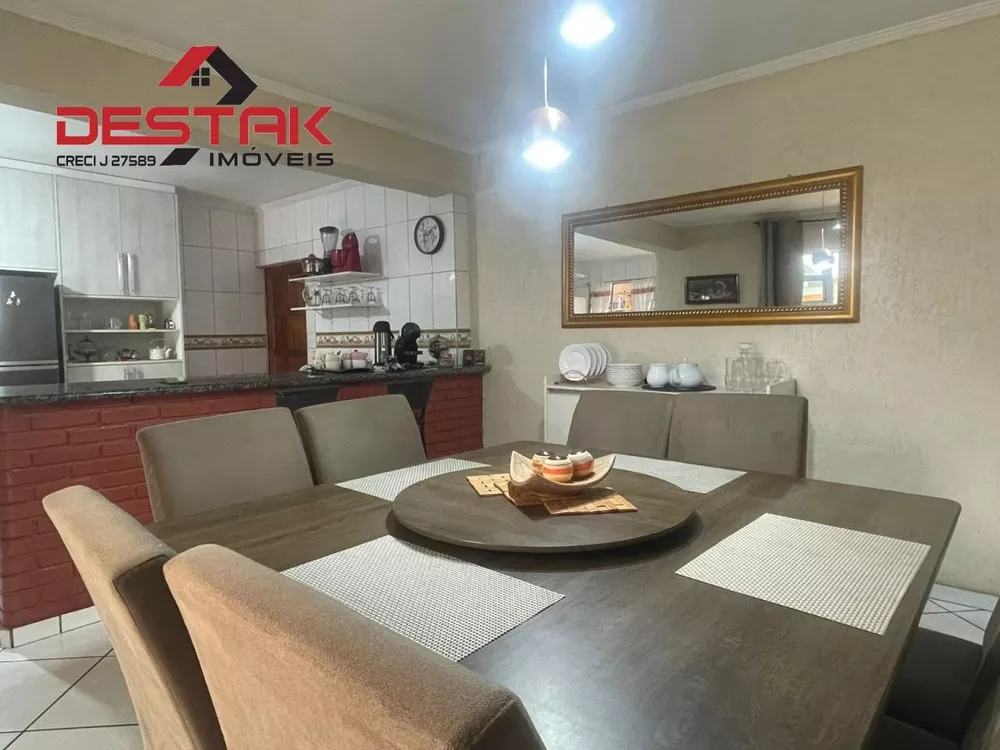 Casa, 3 quartos, 250 m² - Foto 4