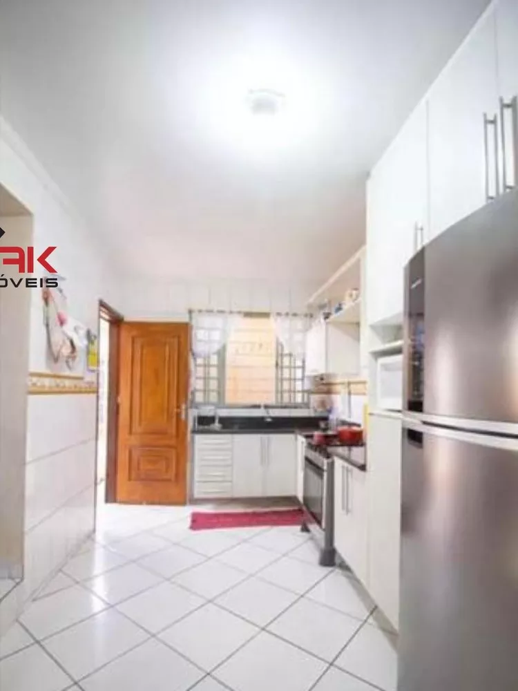 Casa, 3 quartos, 250 m² - Foto 9