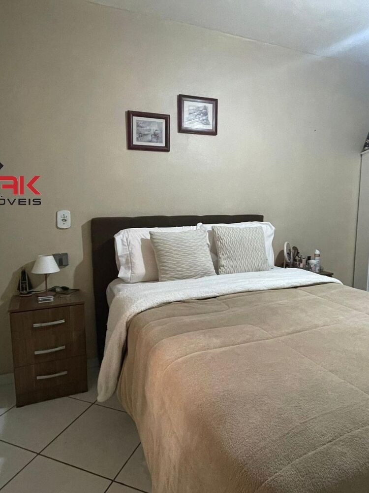 Casa, 3 quartos, 250 m² - Foto 13